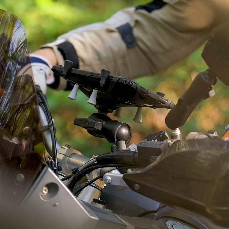 PROMOUNT - RAM X - Grip Universal Holder for 7" - 8" Tablets 1.5" Ball - RAM - HOL - UN8BCU